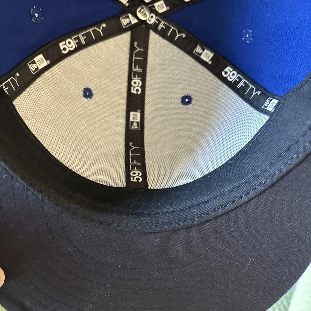 Chicago Cubs New Era 59FIFTY Fitted Hat Size 7 1/8 Royal Blue MLB Baseball Cap
